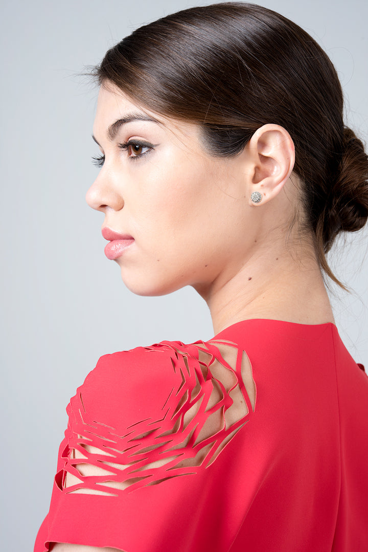 Delta dress - hexagonal cut in the shoulder